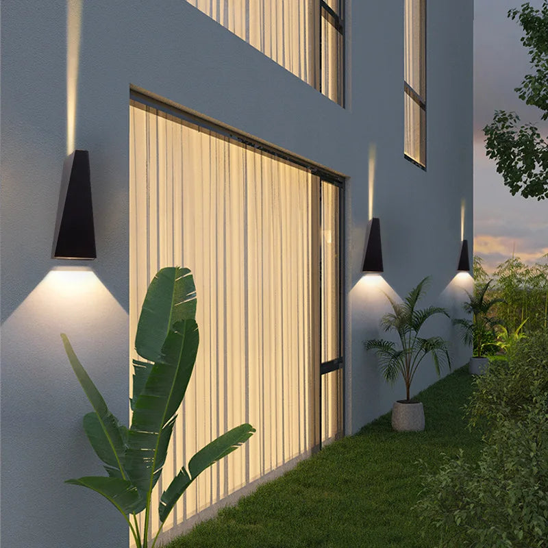 Sleek LED Wall Lamp